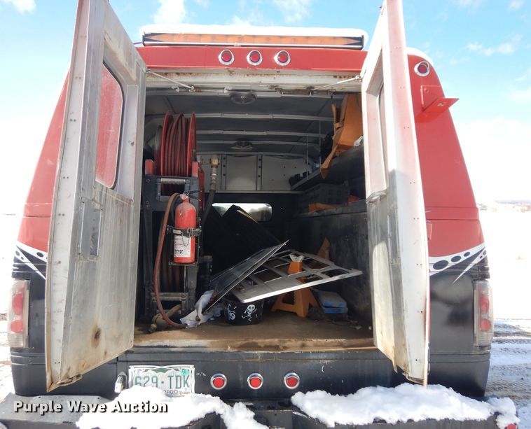 image for item IG9171 1997 Ford F800  utility / service truck