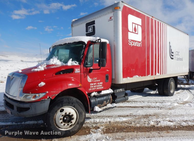 image for item IG9173 2009 International DuraStar 4300  box truck