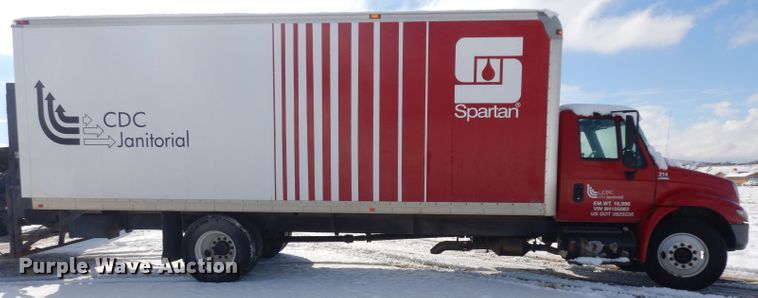 image for item IG9173 2009 International DuraStar 4300  box truck