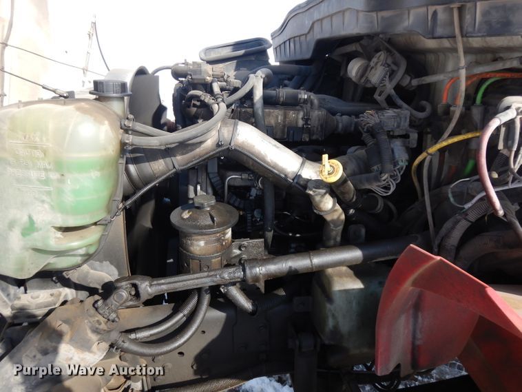 image for item IG9173 2009 International DuraStar 4300  box truck