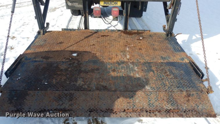 image for item IG9173 2009 International DuraStar 4300  box truck