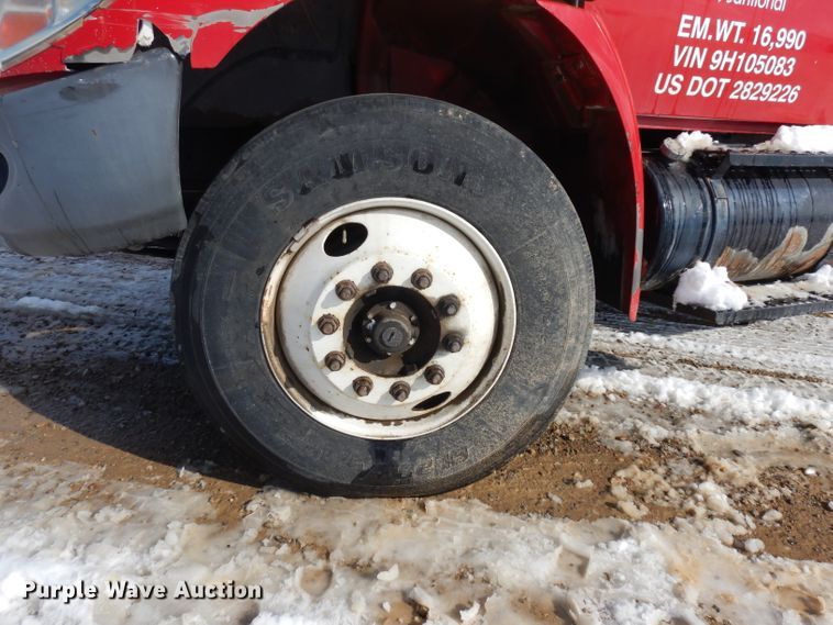 image for item IG9173 2009 International DuraStar 4300  box truck