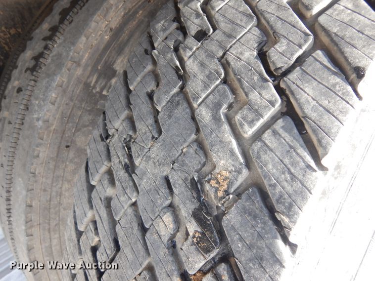 image for item IG9173 2009 International DuraStar 4300  box truck