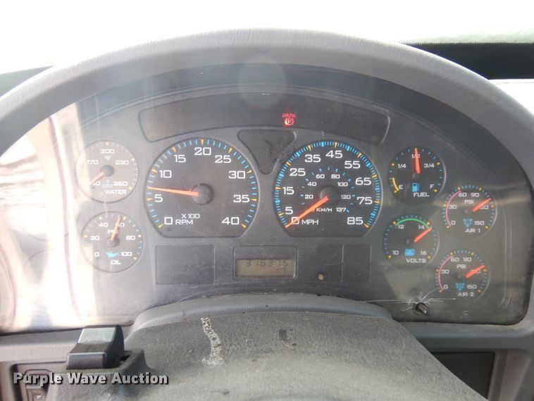 image for item IG9178 2007 International 4300  box truck