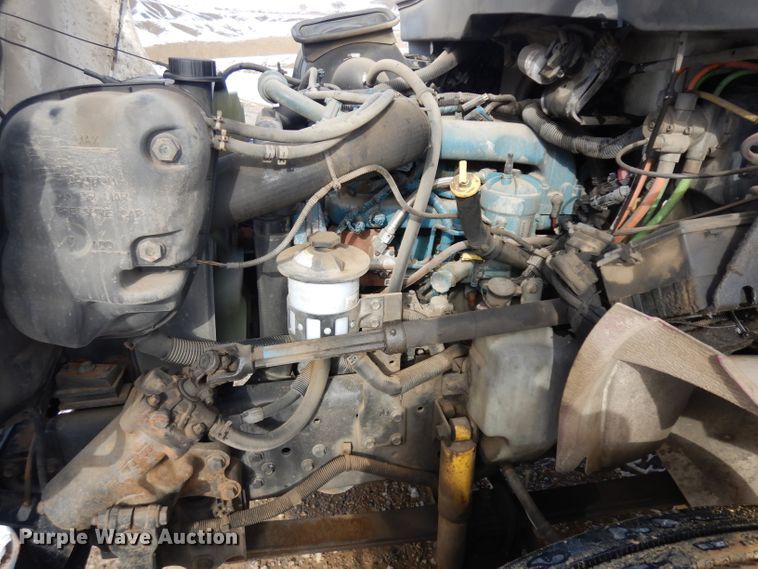 image for item IG9178 2007 International 4300  box truck