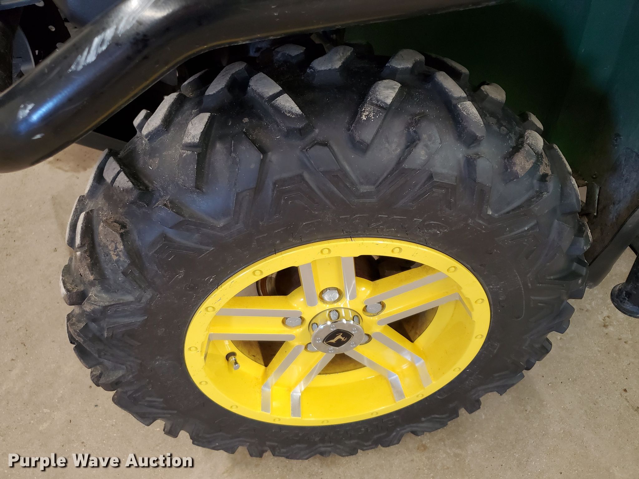 2011 John Deere Gator 825i utility vehicle in Spencer, IA Item EF9695