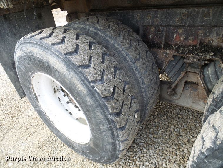 image for item DC2762 1997 Freightliner FL112  dump truck