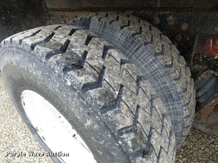 image for item DC2762 1997 Freightliner FL112  dump truck