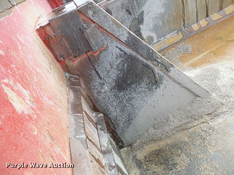 image for item DC2762 1997 Freightliner FL112  dump truck