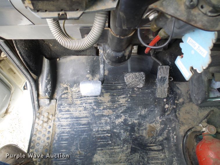 image for item DC2762 1997 Freightliner FL112  dump truck