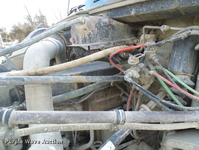 image for item DC2762 1997 Freightliner FL112  dump truck