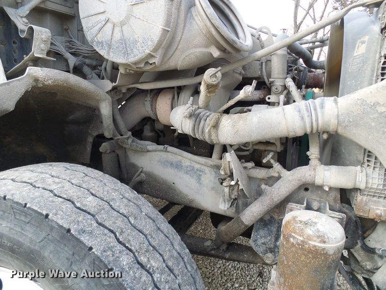 image for item DC2762 1997 Freightliner FL112  dump truck