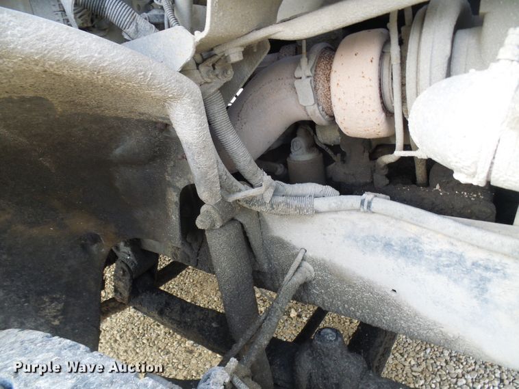 image for item DC2762 1997 Freightliner FL112  dump truck