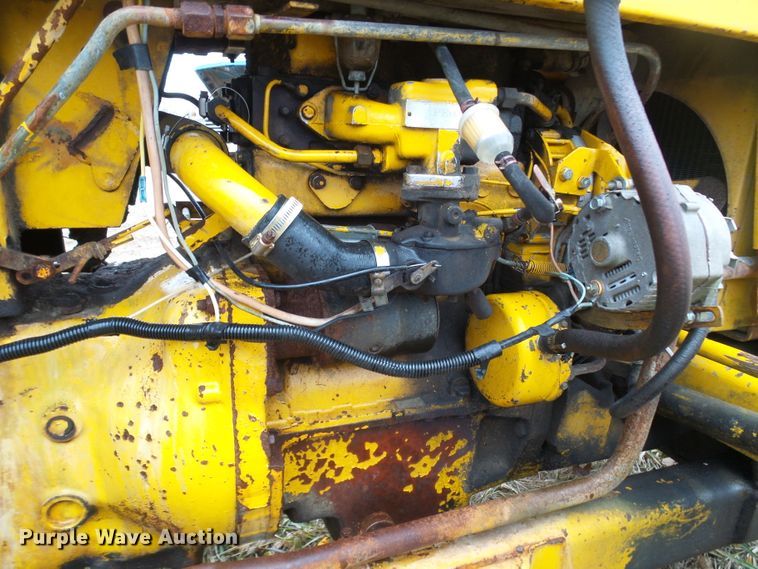 image for item DC2821 Massey Ferguson MF2200  forklift