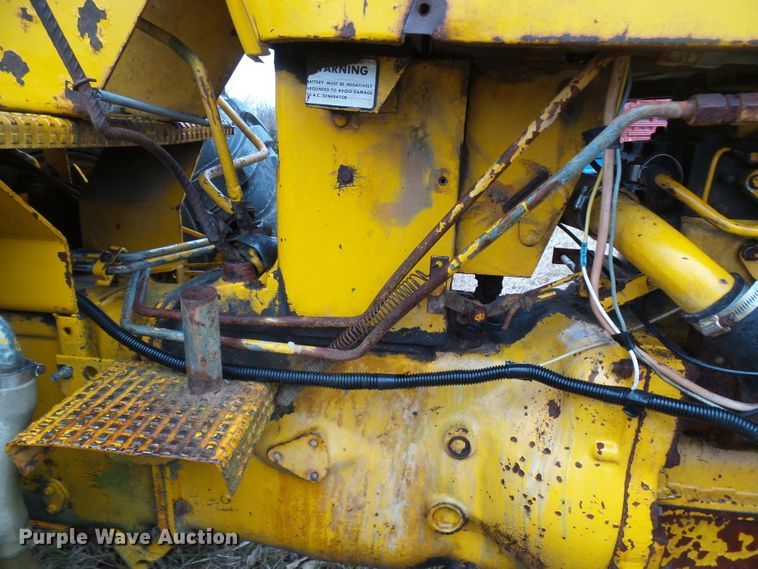 image for item DC2821 Massey Ferguson MF2200  forklift