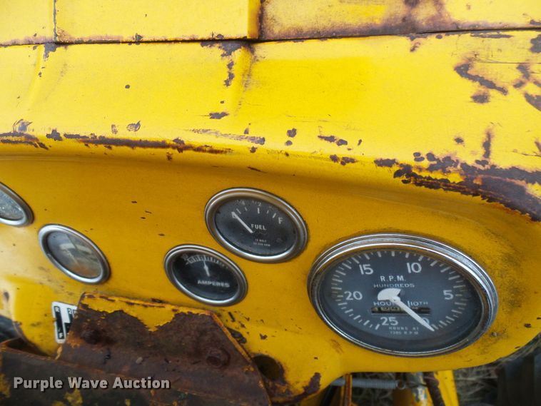 image for item DC2821 Massey Ferguson MF2200  forklift