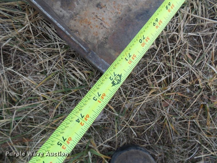 image for item DC2822 1976 New Holland L775  skid steer loader