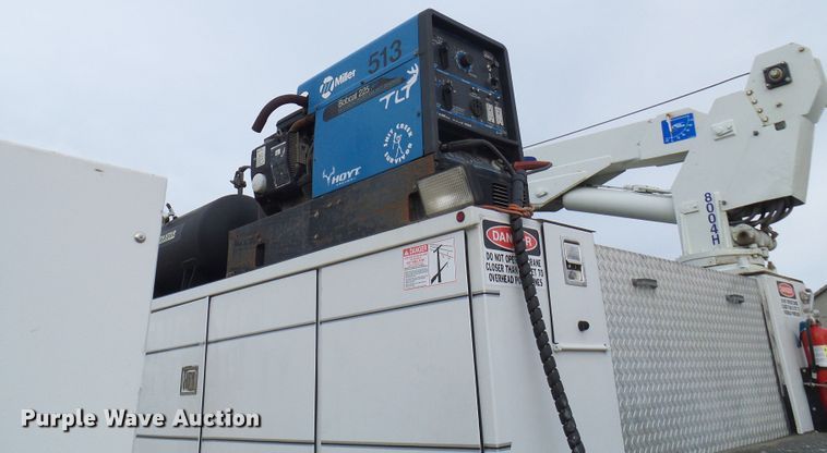 image for item DC2833 2013 International 4300  service truck