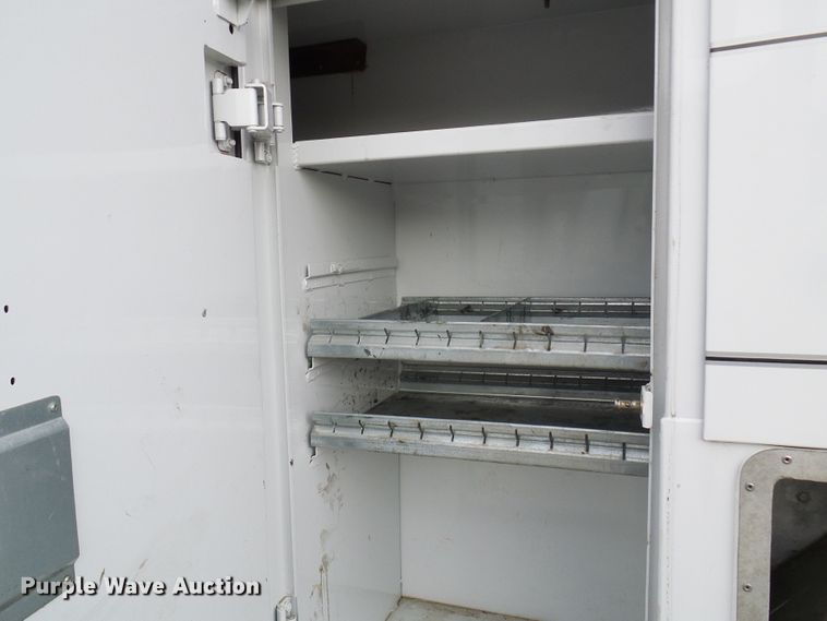 image for item DC2833 2013 International 4300  service truck