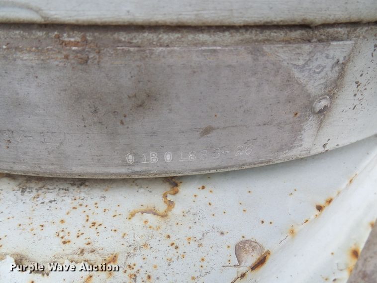 image for item DC2833 2013 International 4300  service truck