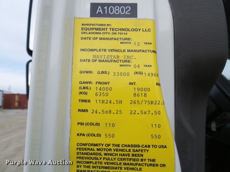 image for item DC2833 2013 International 4300  service truck