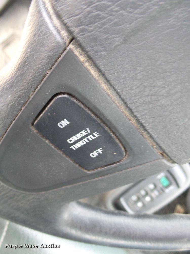 image for item DC2833 2013 International 4300  service truck