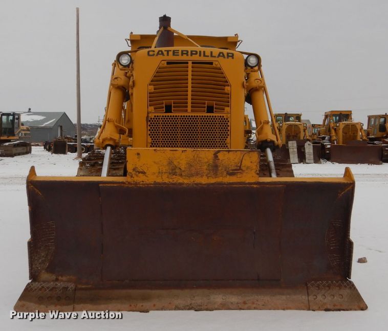 image for item DC8920 1974 Caterpillar D9G dozer