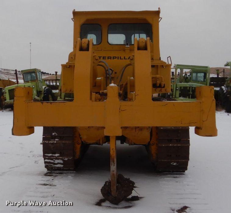 image for item DC8920 1974 Caterpillar D9G dozer
