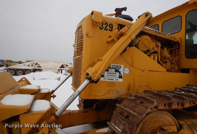 image for item DC8920 1974 Caterpillar D9G dozer