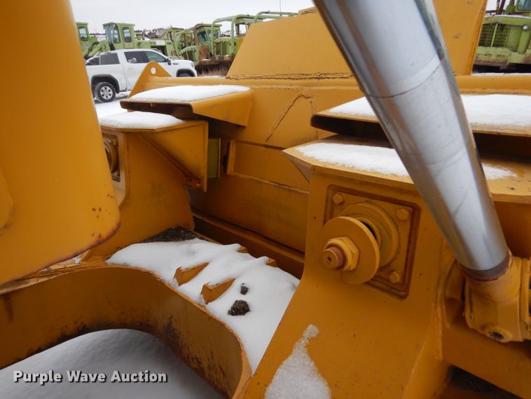 image for item DC8920 1974 Caterpillar D9G dozer
