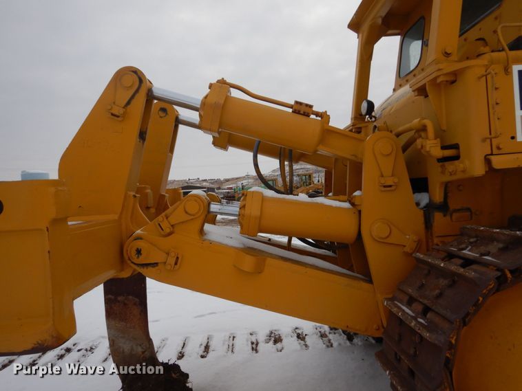 image for item DC8920 1974 Caterpillar D9G dozer