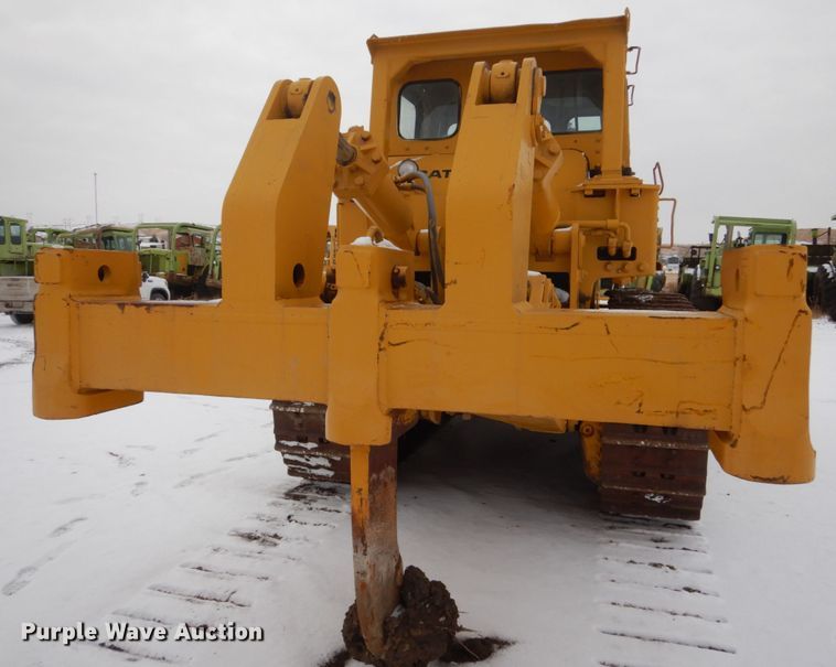 image for item DC8920 1974 Caterpillar D9G dozer