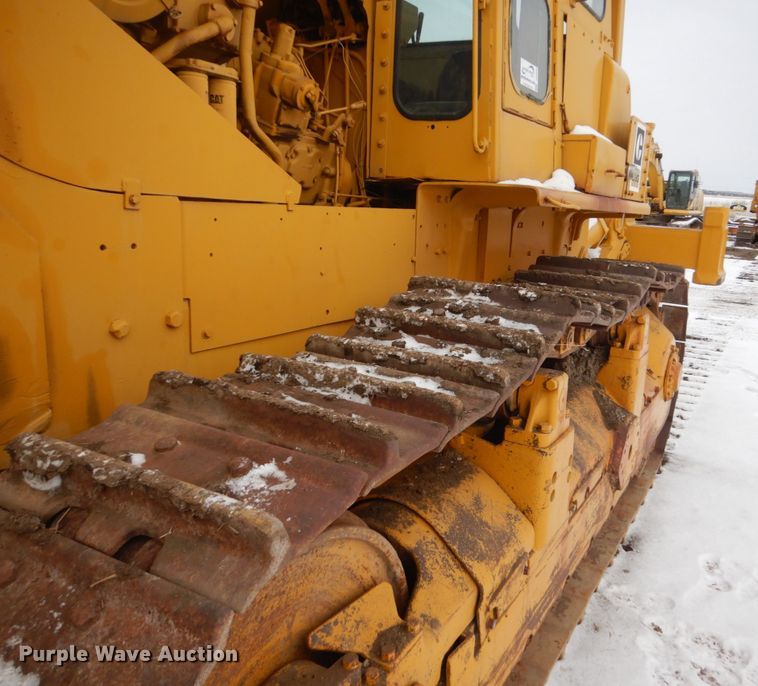 image for item DC8920 1974 Caterpillar D9G dozer