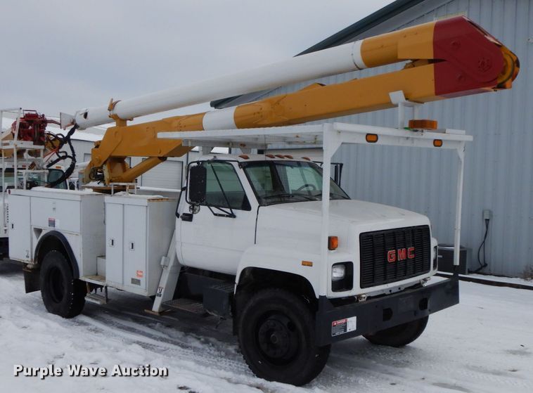 image for item DF6362 1994 GMC TopKick  bucket truck