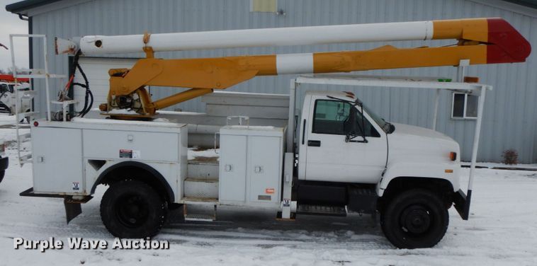 image for item DF6362 1994 GMC TopKick  bucket truck