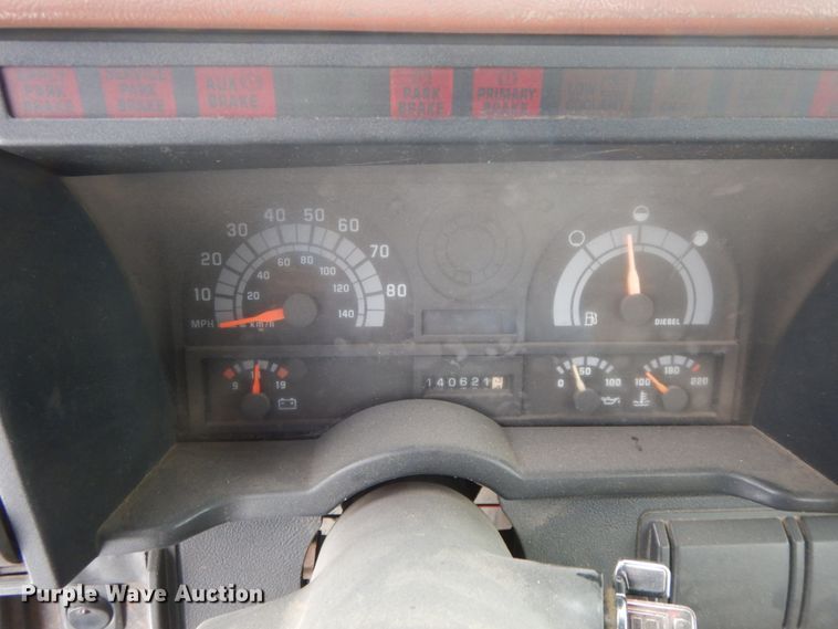 image for item DF6362 1994 GMC TopKick  bucket truck