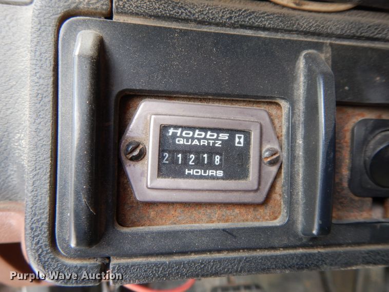 image for item DF6362 1994 GMC TopKick  bucket truck