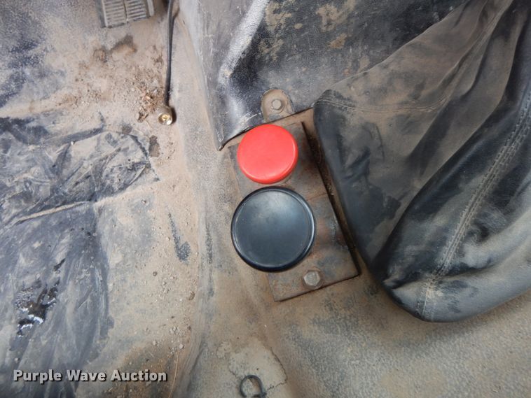 image for item DF6362 1994 GMC TopKick  bucket truck