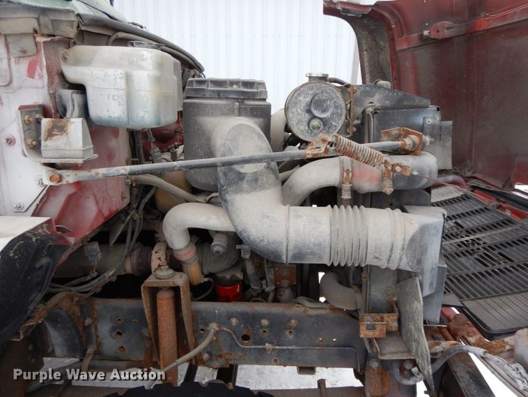 image for item DF6362 1994 GMC TopKick  bucket truck