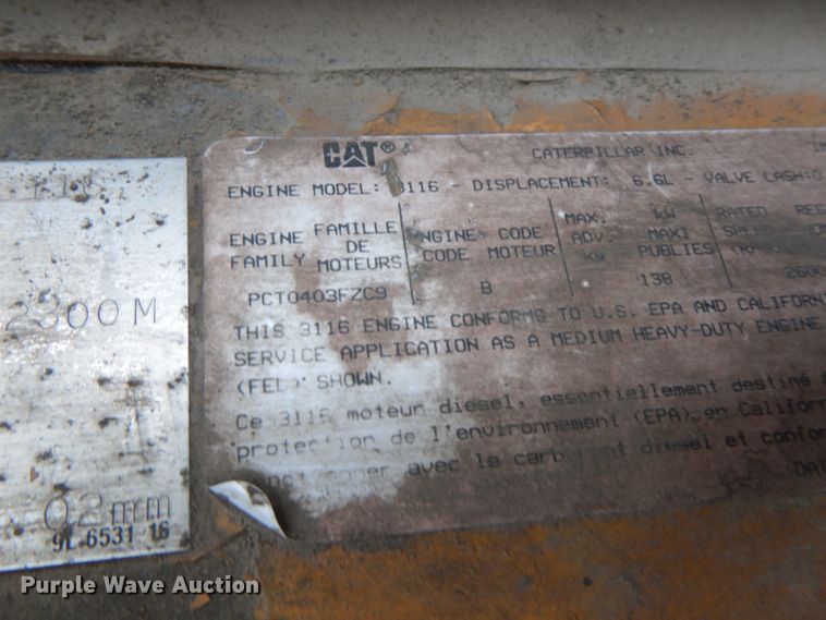 image for item DF6362 1994 GMC TopKick  bucket truck