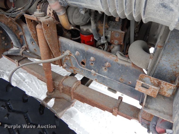 image for item DF6362 1994 GMC TopKick  bucket truck