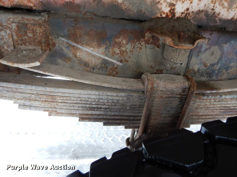 image for item DF6362 1994 GMC TopKick  bucket truck