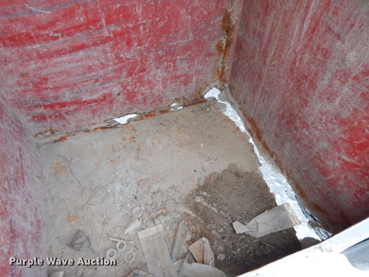 image for item DF6362 1994 GMC TopKick  bucket truck