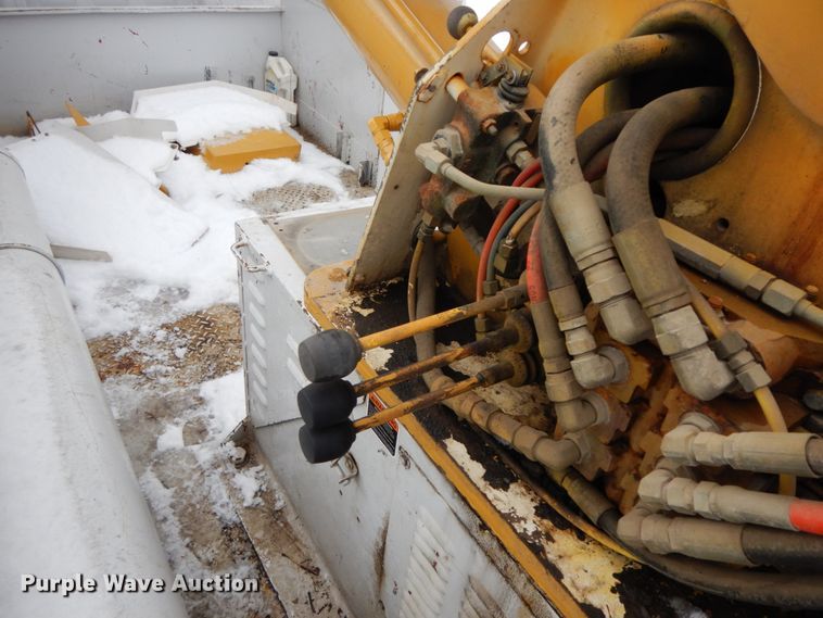 image for item DF6362 1994 GMC TopKick  bucket truck