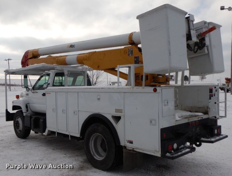 image for item DF6364 1994 GMC TopKick  bucket truck