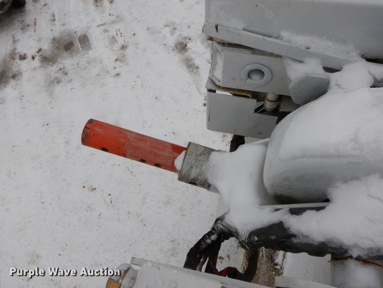 image for item DF6364 1994 GMC TopKick  bucket truck