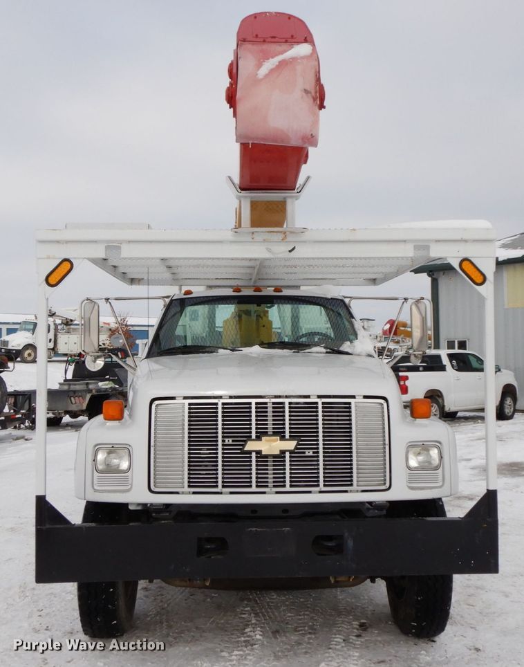 image for item DF6365 1994 GMC TopKick  bucket truck