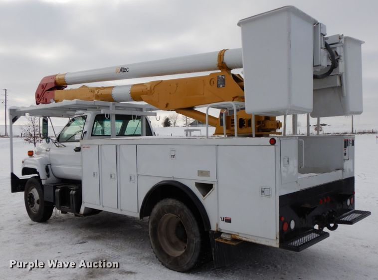 image for item DF6365 1994 GMC TopKick  bucket truck