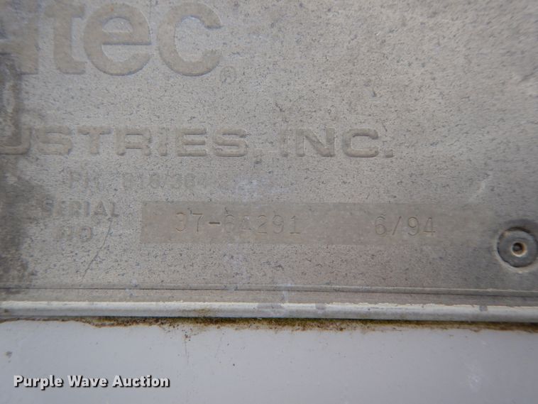 image for item DF6365 1994 GMC TopKick  bucket truck