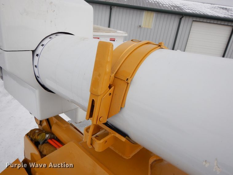 image for item DF6365 1994 GMC TopKick  bucket truck